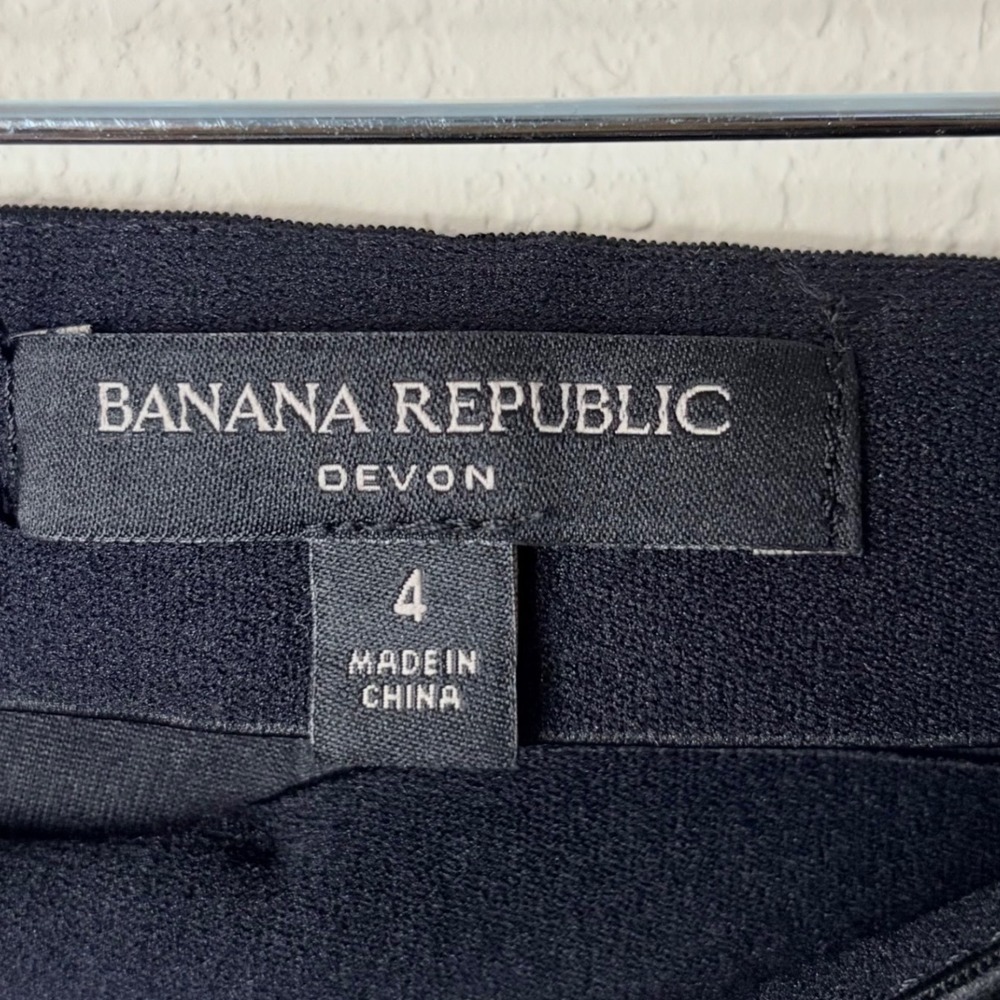 Banana Republic Black Vegan Faux Leather Devon High Rise Slim Pants 4 Edgy Chic - Picture 2 of 8